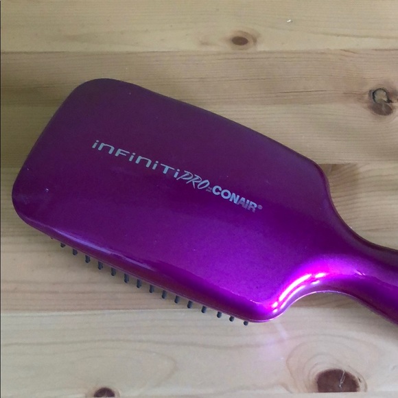 Hairbrush Straightening Device - Picture 2 of 2